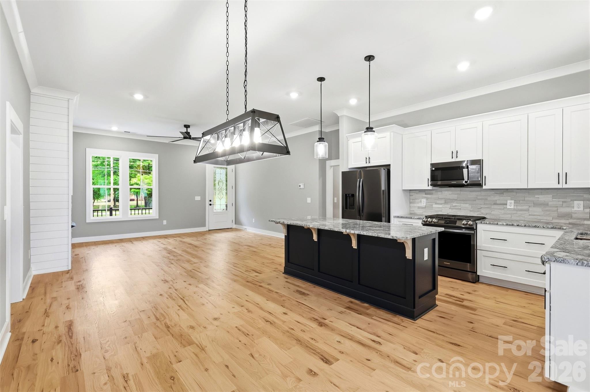 1860 Twin Lakes Road Rock Hill, SC 29732 - Photo 5 of 36