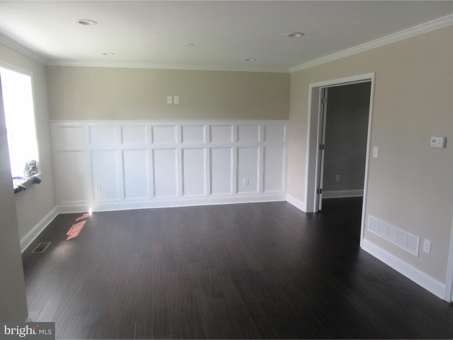 501 Crestview Road Lansdale, PA 19446 - Photo 8 of 20 Living Room