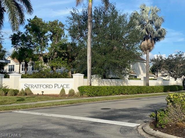 839 Hampton Circle, Unit 149 Naples, FL 34105 - Photo 31 of 32 a view of a park with palm trees