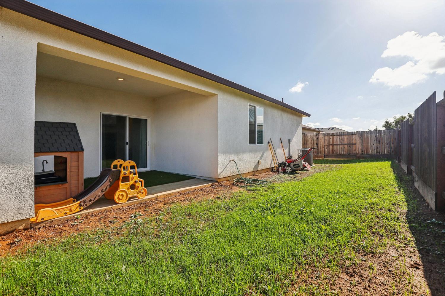 5626 Sunhaven Street Marysville, CA 95901 - Photo 30 of 31 a front view of a house with garden