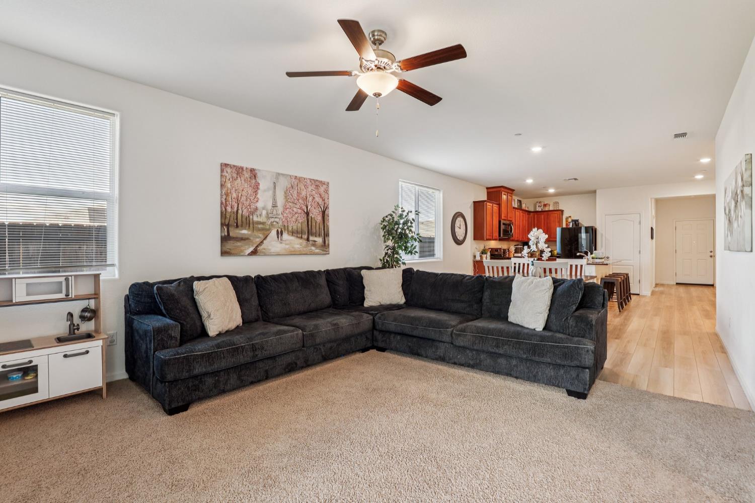 5626 Sunhaven Street Marysville, CA 95901 - Photo 5 of 31 a living room with furniture and a large window