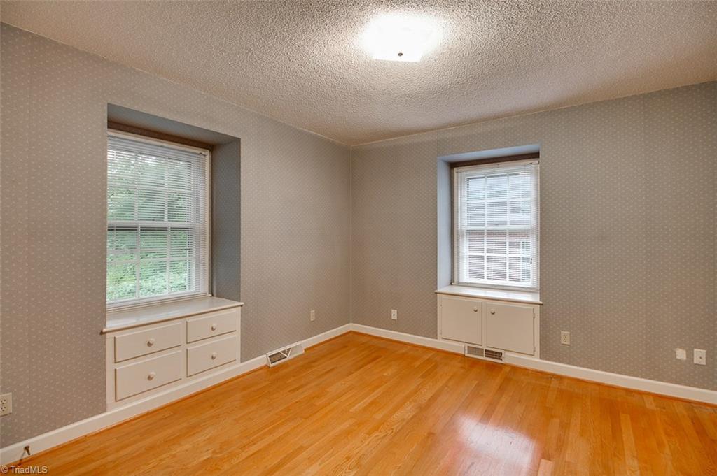548 Shannon Road Asheboro, NC 27203 - Photo 22 of 30 2nd Bedroom - Hardwood Floors, Built-Ins