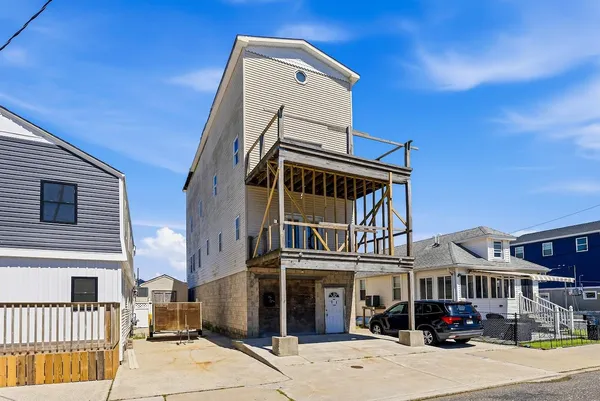 $575,000 | 753 West Glenwood Avenue, West Wildwood, NJ 08260