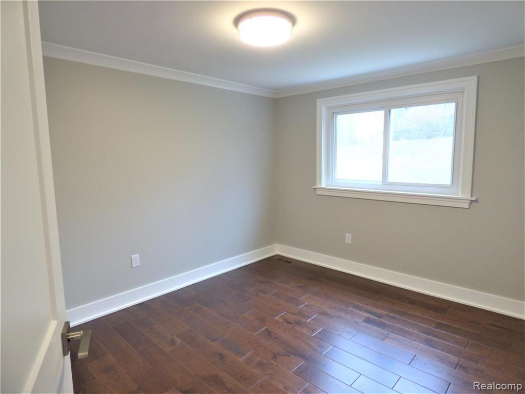 660 Ten Point Drive Rochester Hills, MI 48309 - Photo 23 of 31