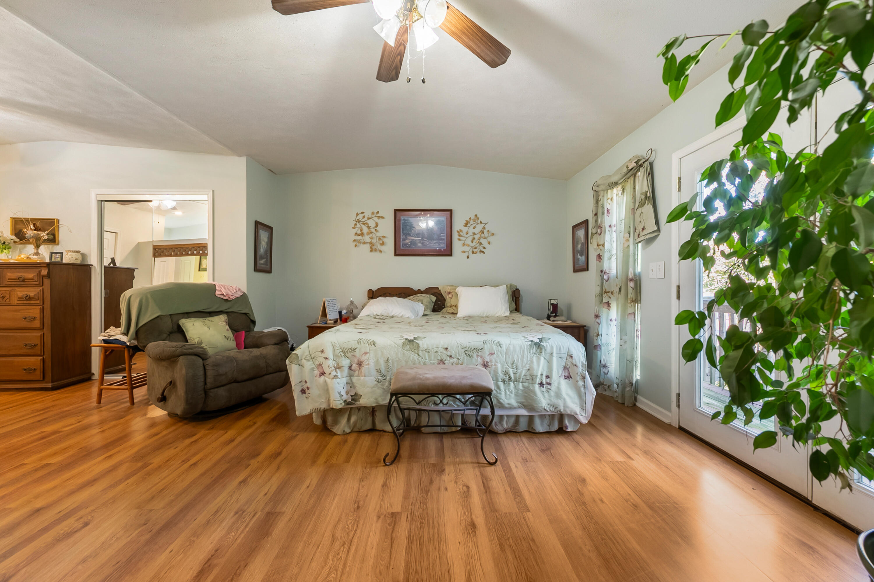 6286 Chestnut Ridge Road Riner, VA 24149 - Photo 32 of 102 32