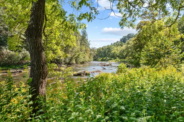$294,000 | 6286 Chestnut Ridge Road, Riner, VA 24149