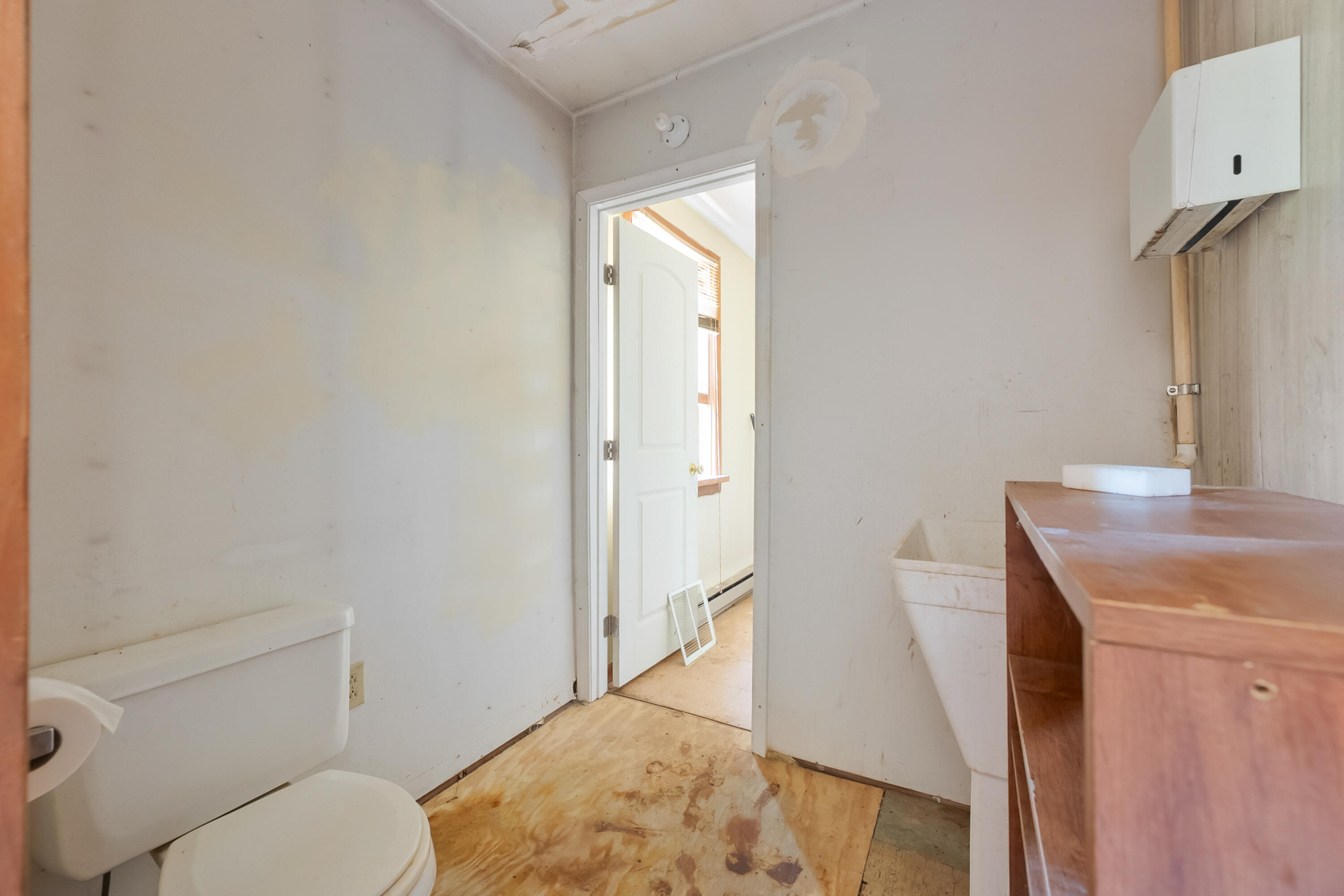 6286 Chestnut Ridge Road Riner, VA 24149 - Photo 85 of 102 a bathroom with a sink a toilet and shower