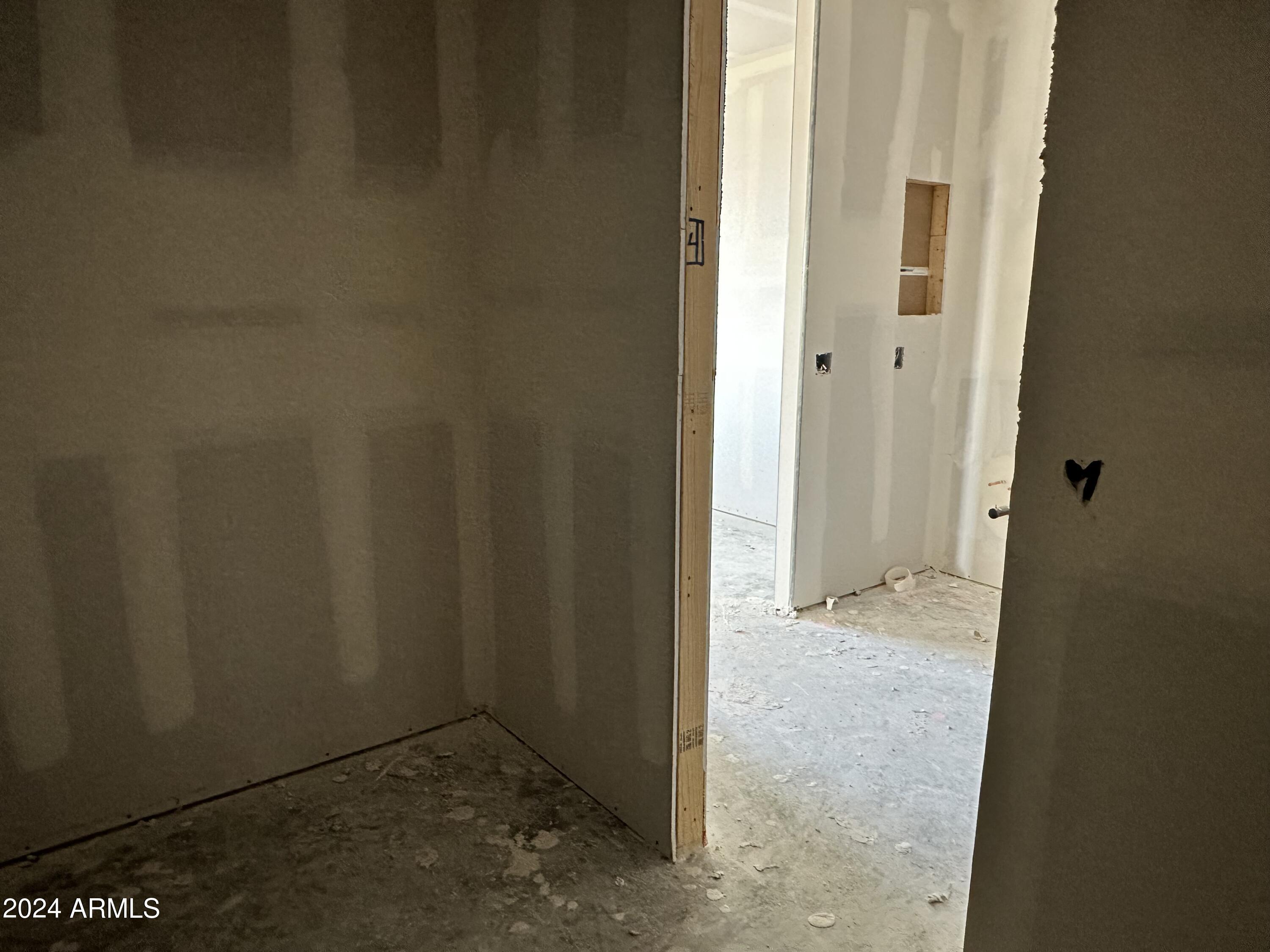 5526 West Summerside Road Laveen, AZ 85339 - Photo 29 of 30 0015_ Primary Walk in Closet