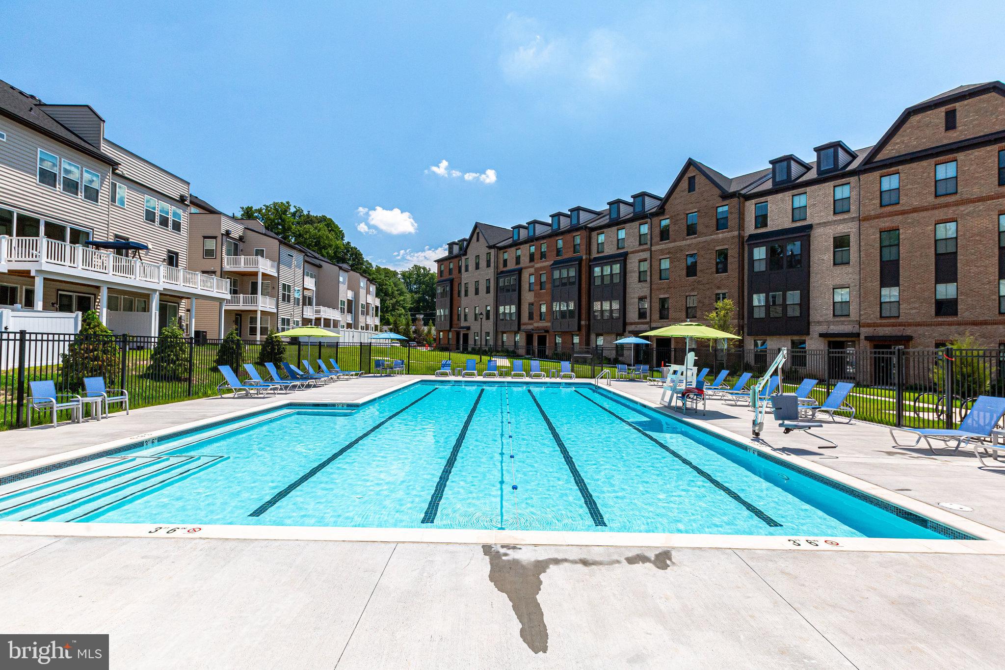 3925 Fair Ridge Drive, Unit 204 Fairfax, VA 22033 - Photo 7 of 10