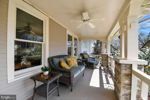 $1,395,000 | 3927 Washington Street, Kensington, MD 20895