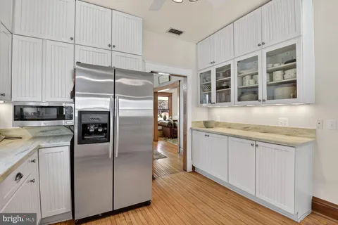 $1,395,000 | 3927 Washington Street, Kensington, MD 20895