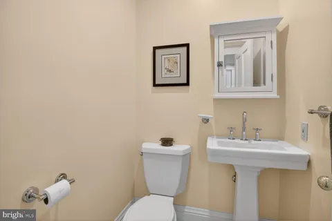 $1,395,000 | 3927 Washington Street, Kensington, MD 20895