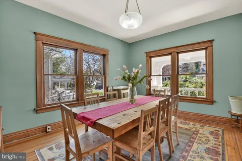 $1,395,000 | 3927 Washington Street, Kensington, MD 20895