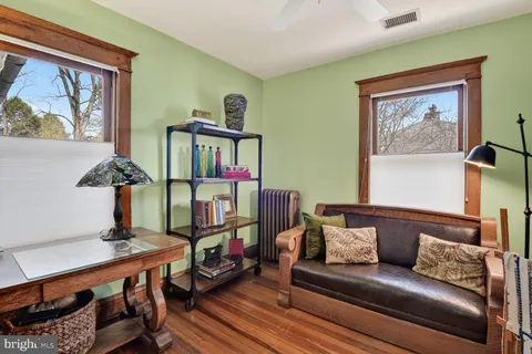 $1,395,000 | 3927 Washington Street, Kensington, MD 20895