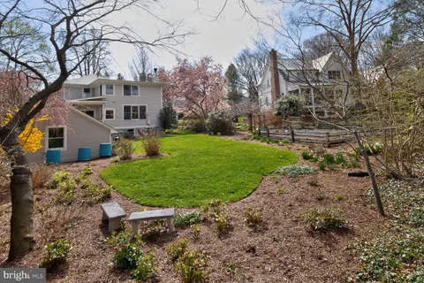 $1,395,000 | 3927 Washington Street, Kensington, MD 20895