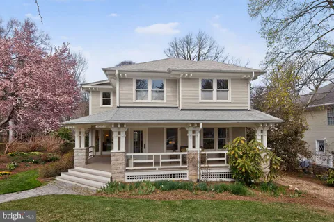 $1,395,000 | 3927 Washington Street, Kensington, MD 20895