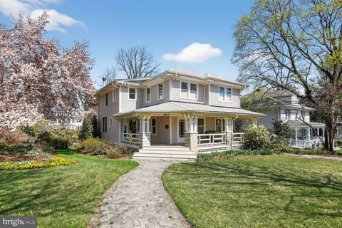 $1,395,000 | 3927 Washington Street, Kensington, MD 20895
