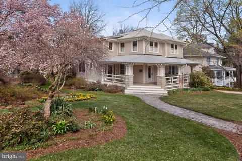 $1,395,000 | 3927 Washington Street, Kensington, MD 20895