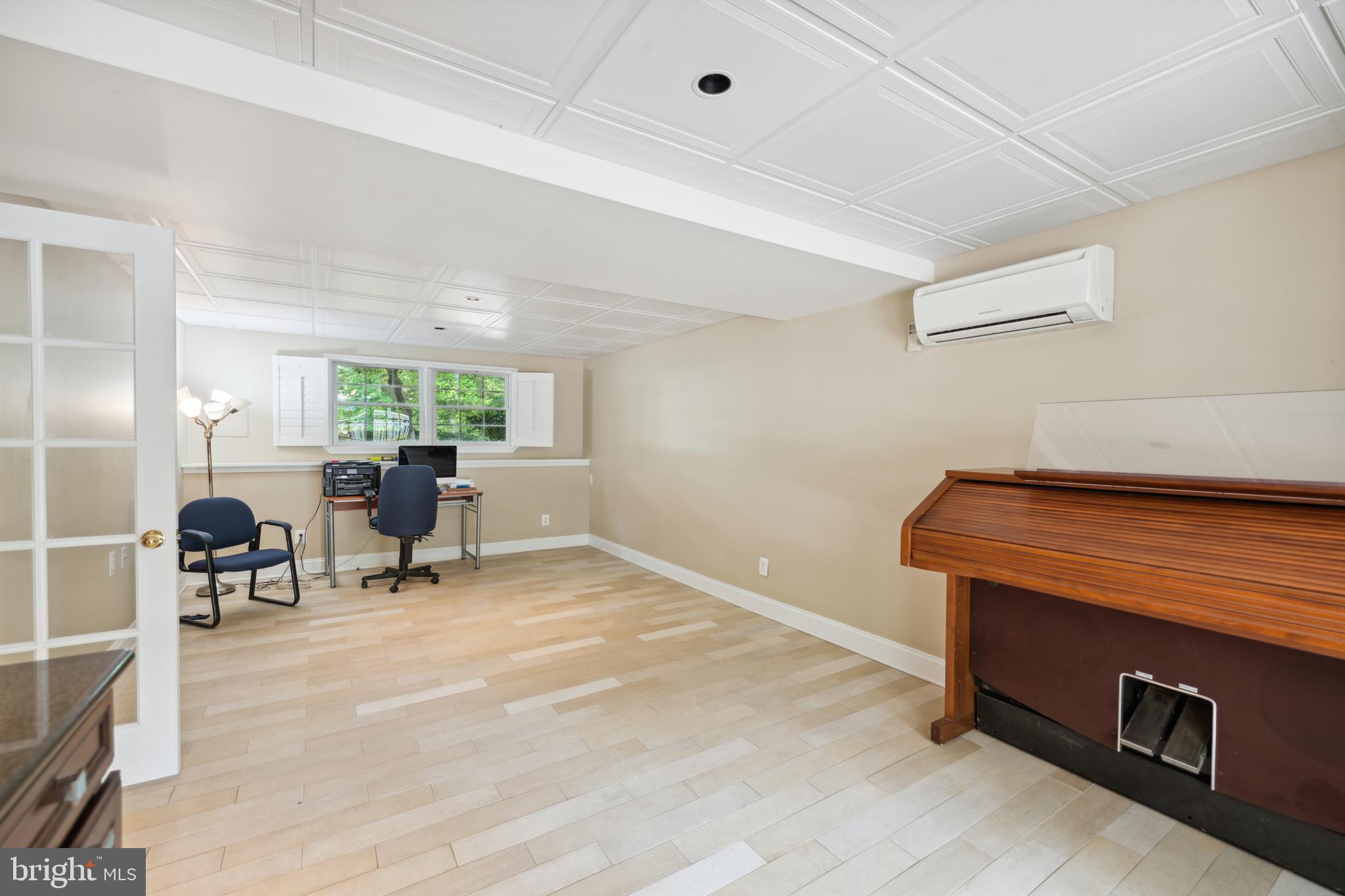 8235 Old Mill Road Pasadena, MD 21122 - Photo 21 of 45 Large Bonus Room can be office or family room