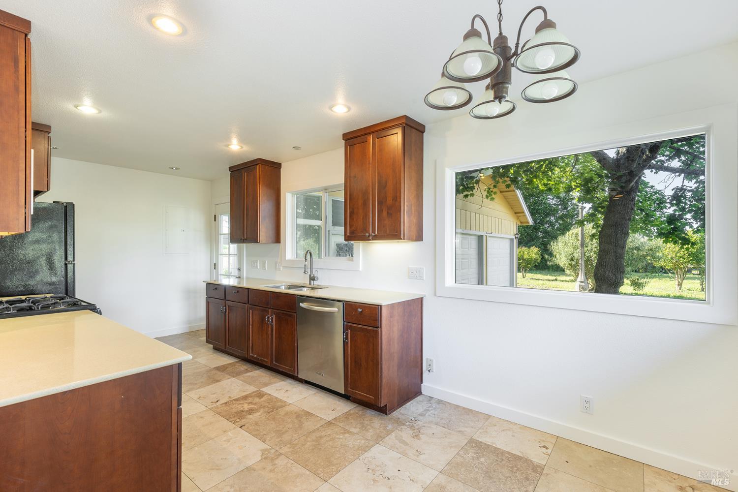 5163 Todd Road Sebastopol, CA 95472 - Photo 10 of 54