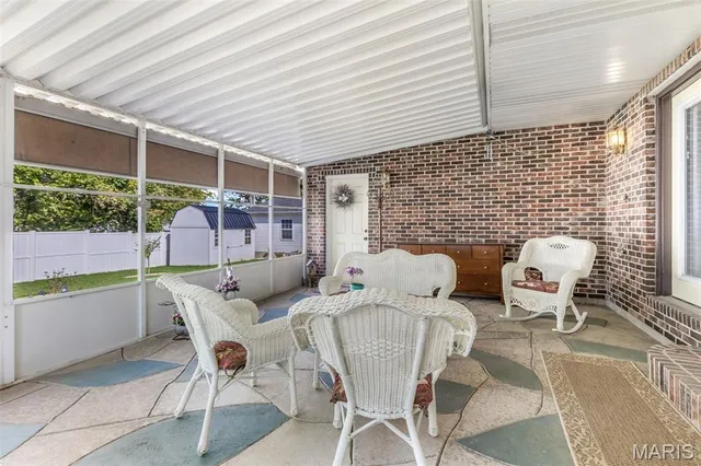 $419,900 | 829 Cimarron Circle, Farmington, MO 63640