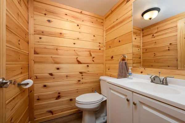 $1,449,900 | 72303 Pufal Road, High Bridge, WI 54846