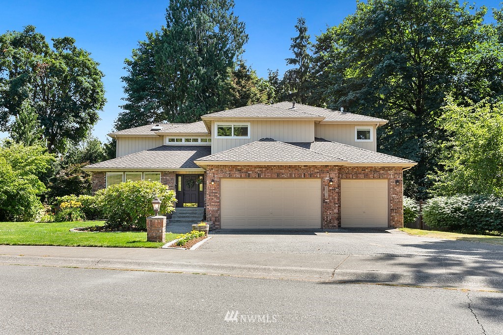 12516 160th Avenue Southeast Renton, WA 98059 - Photo 1 of 35 Gallery Image 1