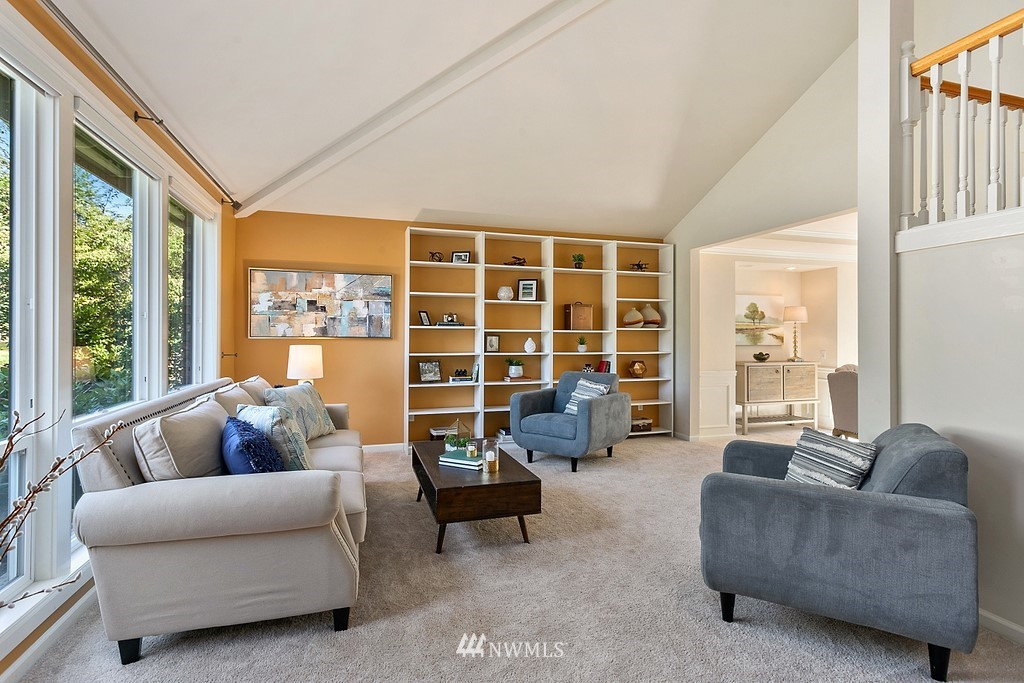 12516 160th Avenue Southeast Renton, WA 98059 - Photo 3 of 35 Gallery Image 3