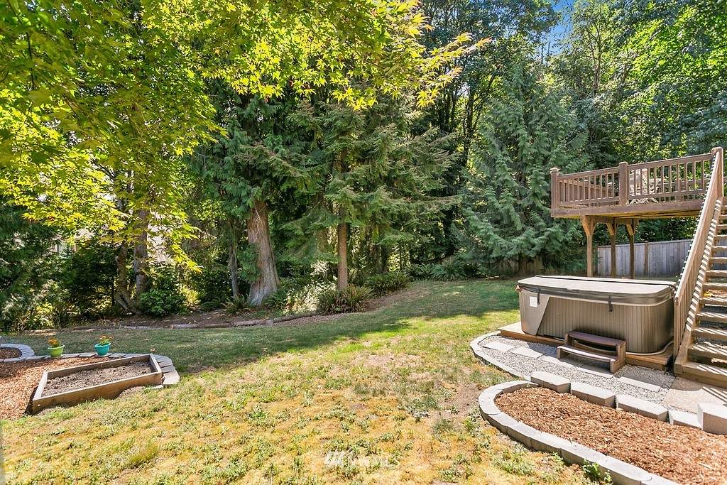 12516 160th Avenue Southeast Renton, WA 98059 - Photo 31 of 35 Gallery Image 31