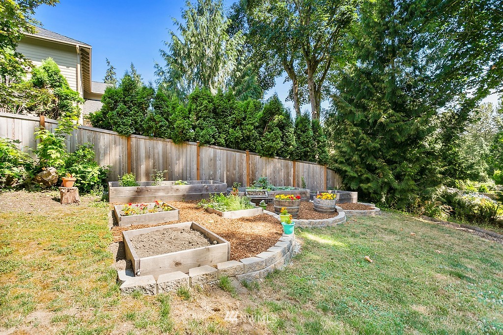 12516 160th Avenue Southeast Renton, WA 98059 - Photo 33 of 35 Gallery Image 33