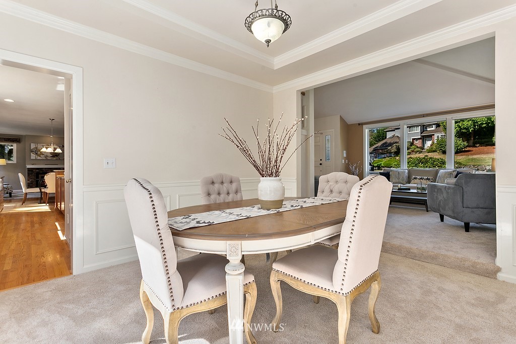 12516 160th Avenue Southeast Renton, WA 98059 - Photo 6 of 35 Gallery Image 6