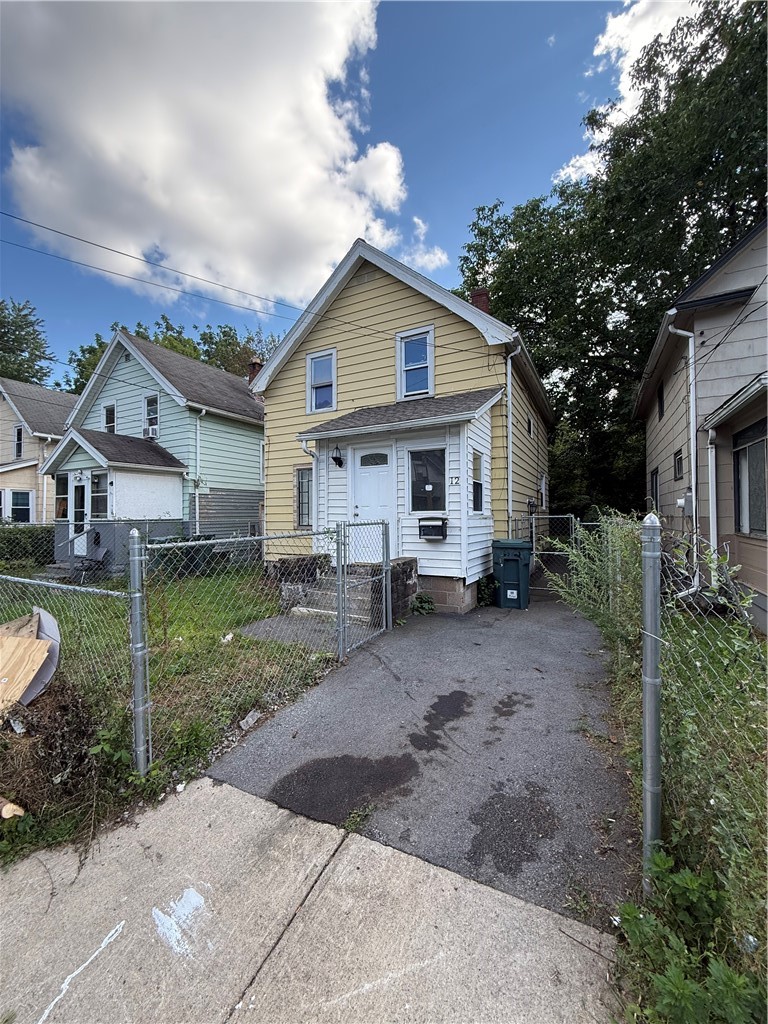12 Wright Terrace Rochester, NY 14605 - Photo 2 of 13 Gallery Image 2