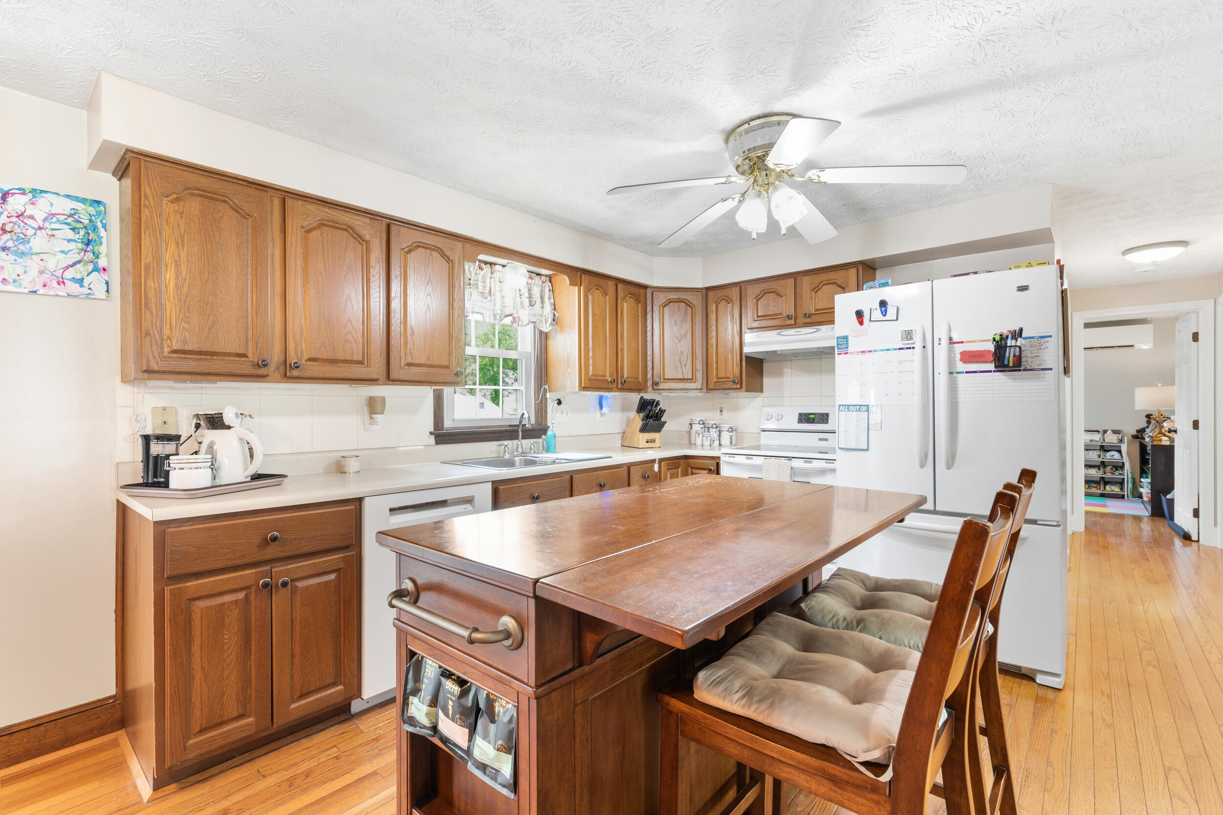 20 Wilson Street Biddeford, ME 04005 - Photo 21 of 64 20 wilson stbiddefordme 04005usa-17
