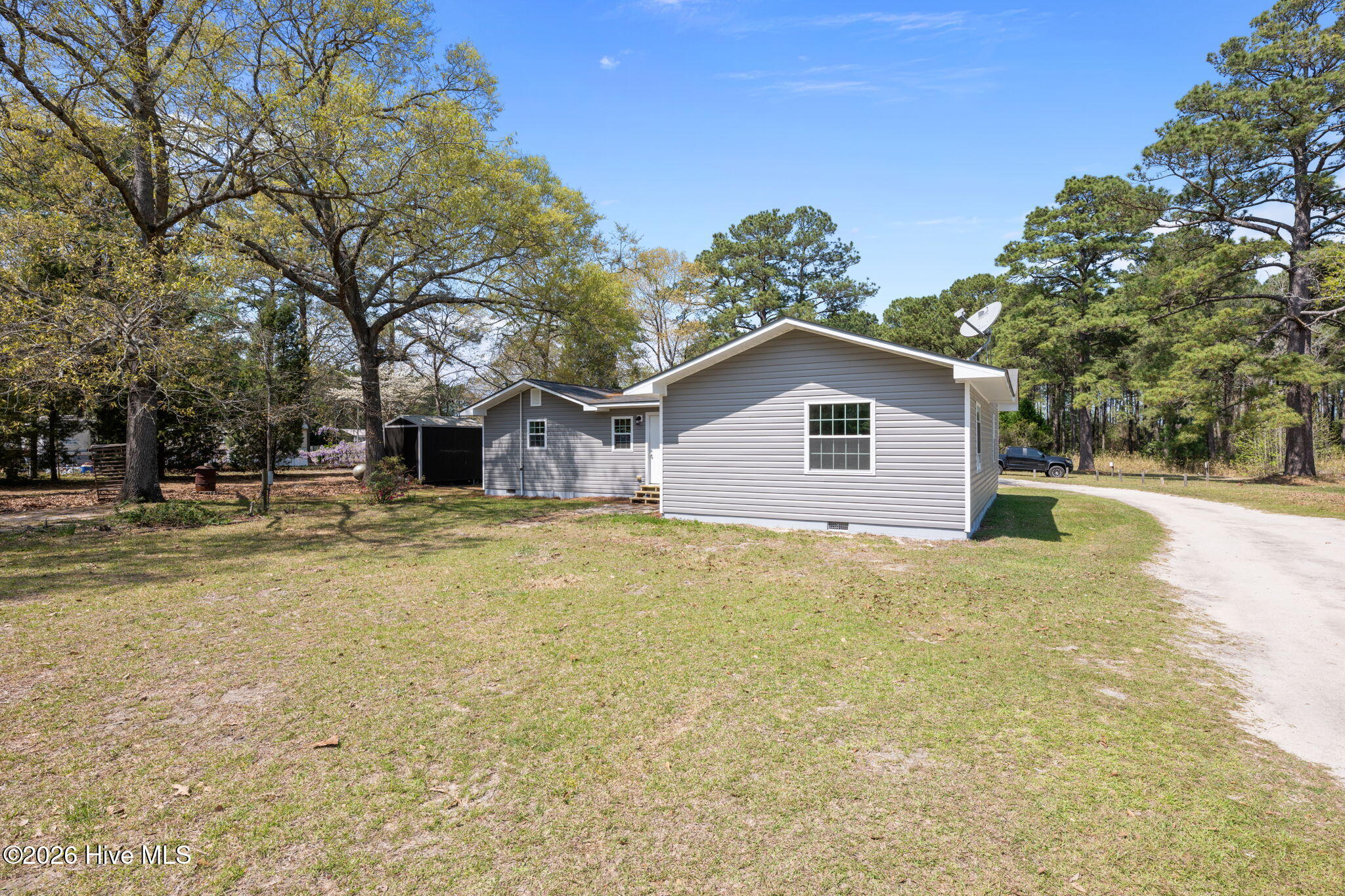 393 Old Vanceboro Road New Bern, NC 28560 - Photo 29 of 42 38-web-or-mls-DSC_8003