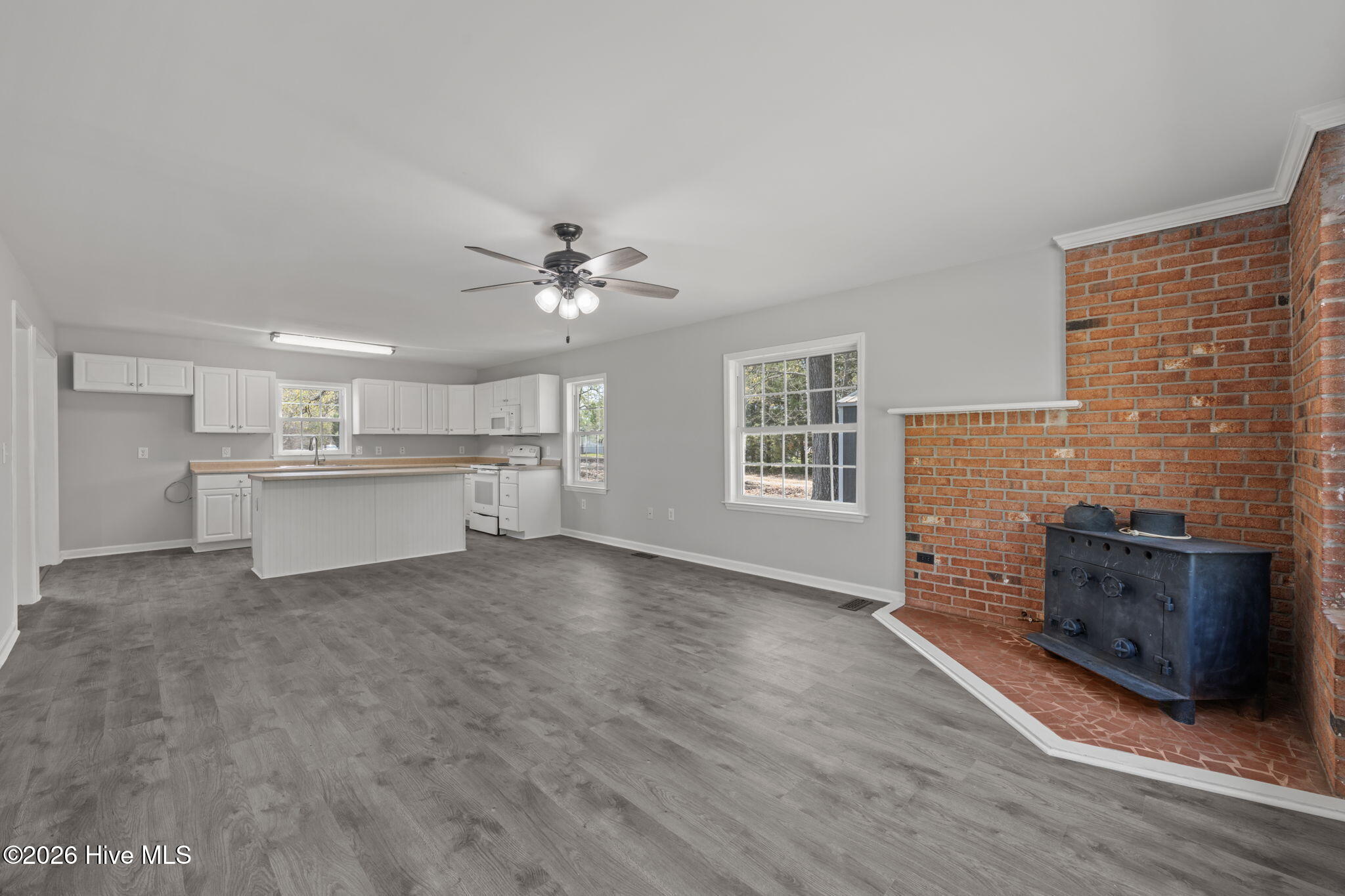 393 Old Vanceboro Road New Bern, NC 28560 - Photo 6 of 42 14-web-or-mls-DSC_7932