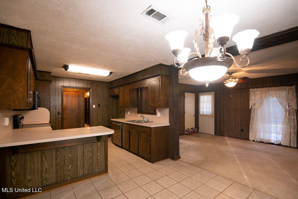 3864 South Siwell Road Jackson, MS 39212 - Photo 9 of 30 P1202472-HDR