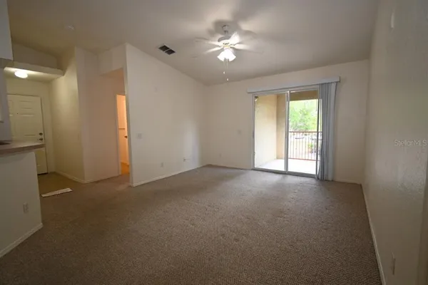 $1,475 | 36015 Deer Creek Drive, Unit 202, Zephyrhills, FL 33541