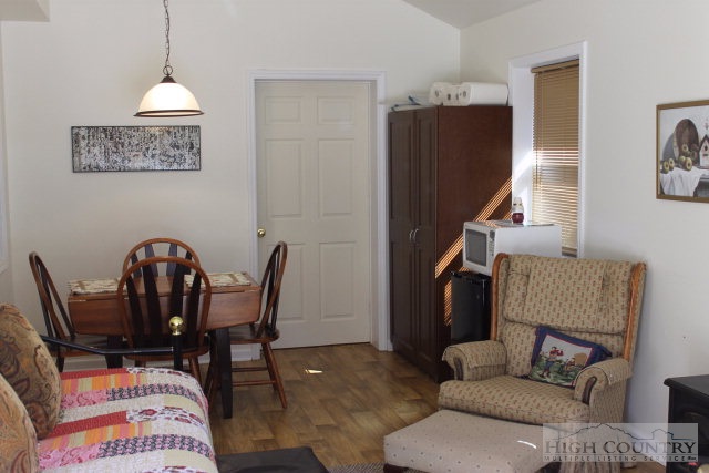 65 Pine Valley Road Newland, NC 28657 - Photo 12 of 13 Gallery Image 12