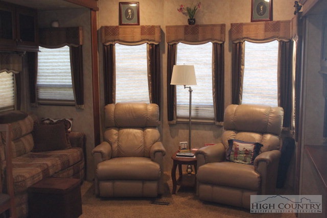 65 Pine Valley Road Newland, NC 28657 - Photo 2 of 13 Gallery Image 2