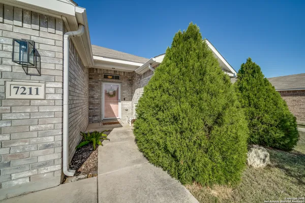 $1,650 | 7211 Marina Del Rey, Converse, TX 78109