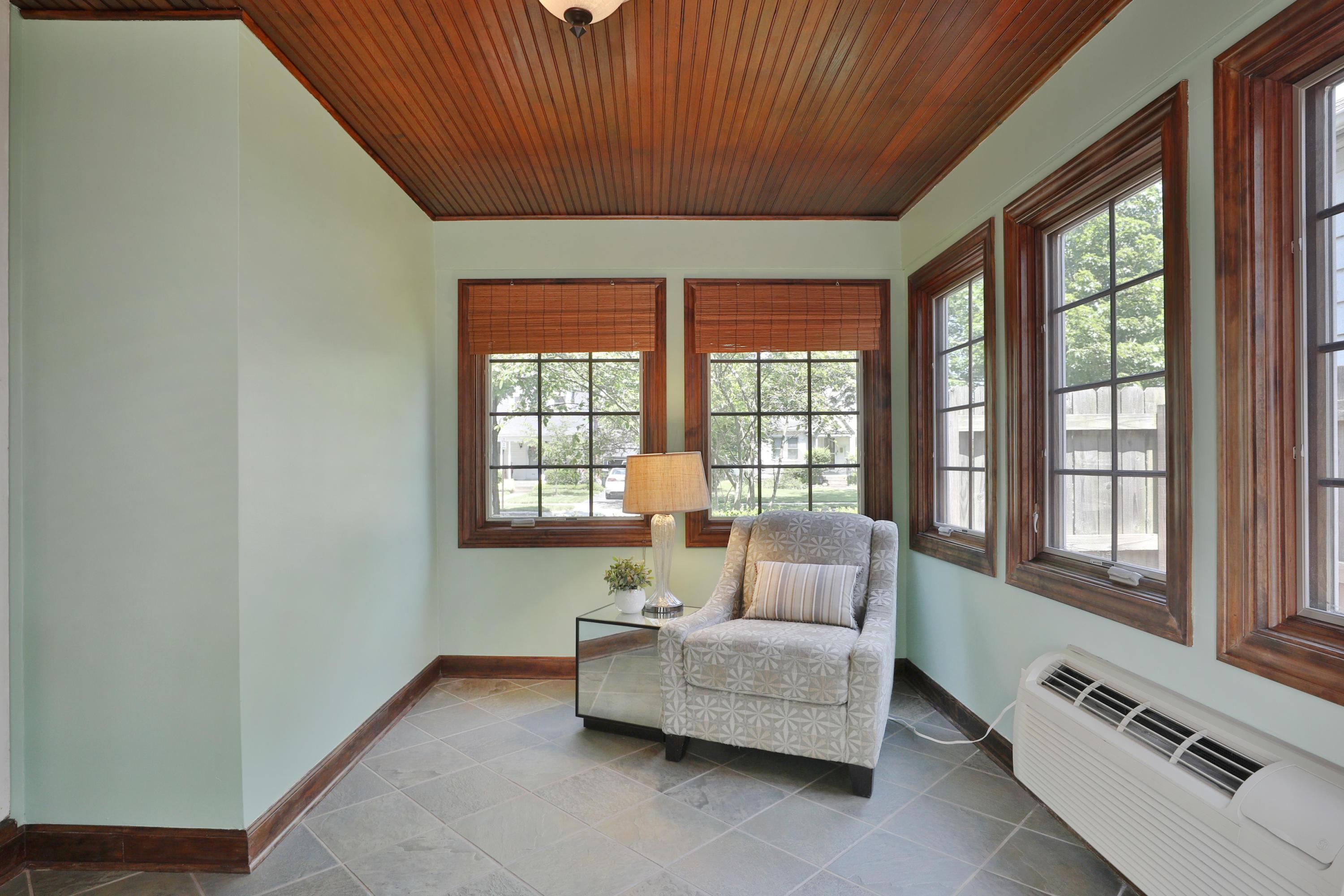 563 Fallis Road Columbus, OH 43214 - Photo 7 of 27 Gallery Image 7