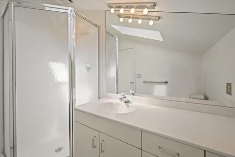 $849,000 | 811 Redbud Lane, Wilmette, IL 60091