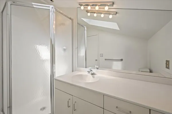 $849,000 | 811 Redbud Lane, Wilmette, IL 60091