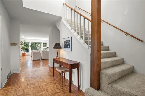 $849,000 | 811 Redbud Lane, Wilmette, IL 60091