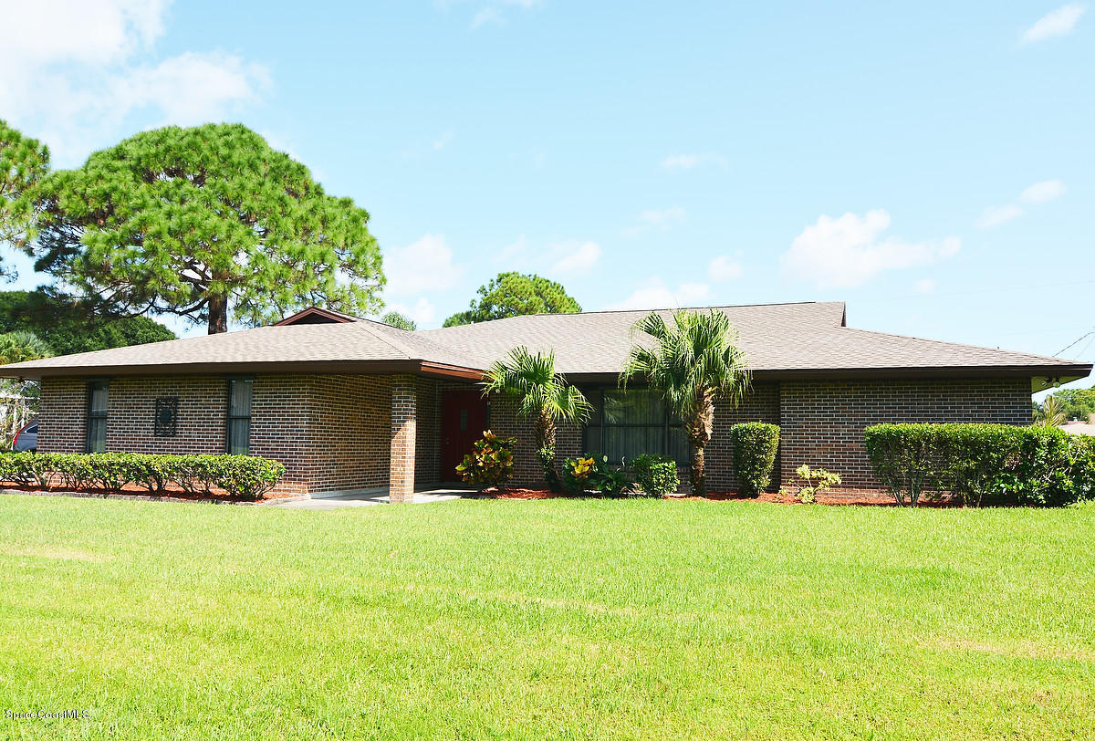 321 Huntsville Street Northeast Palm Bay, FL 32907 - Photo 24 of 26 25hunts3