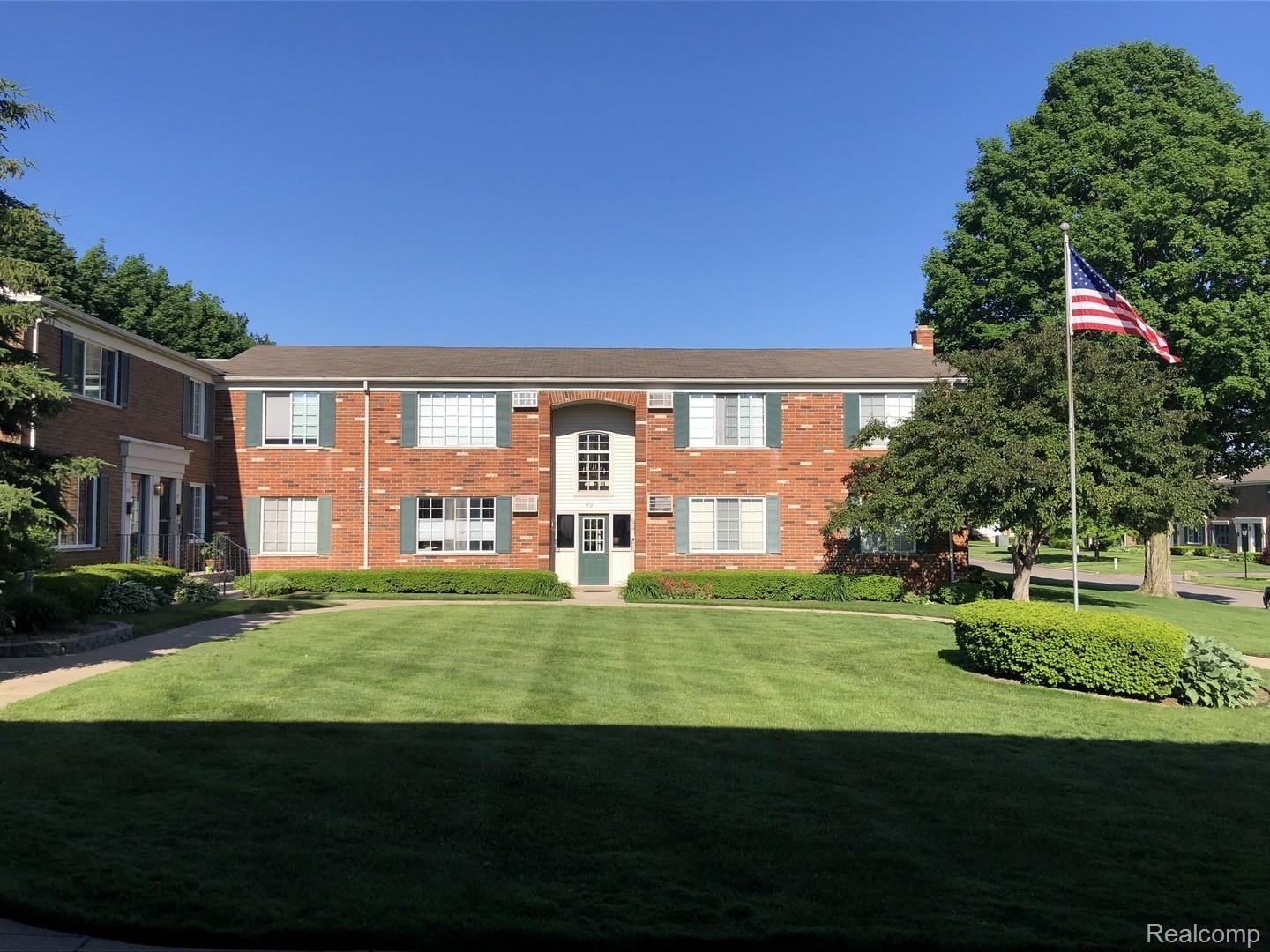 451 Miller Avenue Rochester, MI 48307 - Photo 1 of 21 Front view.JPG