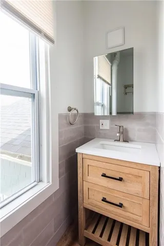 $4,750 | 11 Brewer Street, Newport, RI 02840