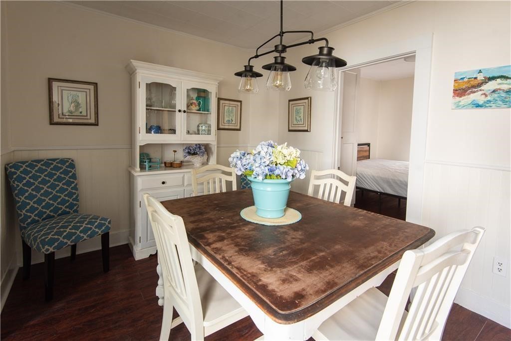 11 Brewer Street Newport, RI 02840 - Photo 6 of 25