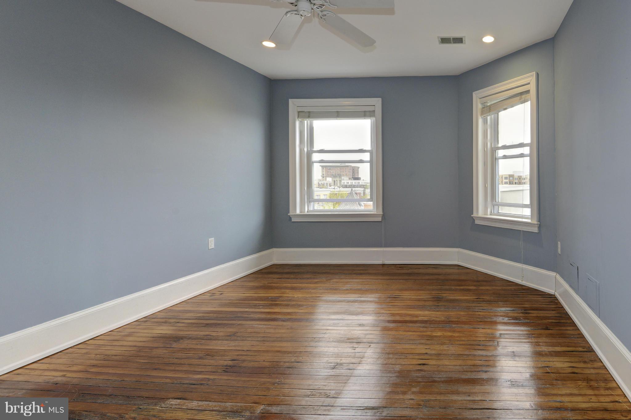 1423 R Street Northwest, Unit 502 Washington, DC 20009 - Photo 6 of 13 Bedroom