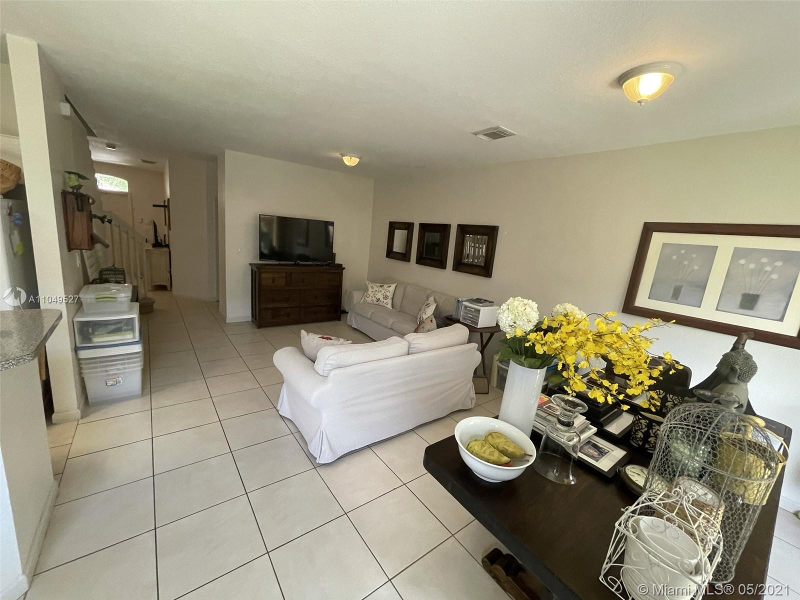 6362 Southwest 164th Path Miami, FL 33193 - Photo 5 of 20 Gallery Image 5